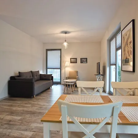 アパート Nadmorze Q4apartments グダニスク